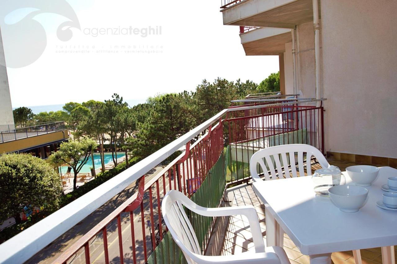 Condominio Cristallo Lignano Sabbiadoro Exterior photo