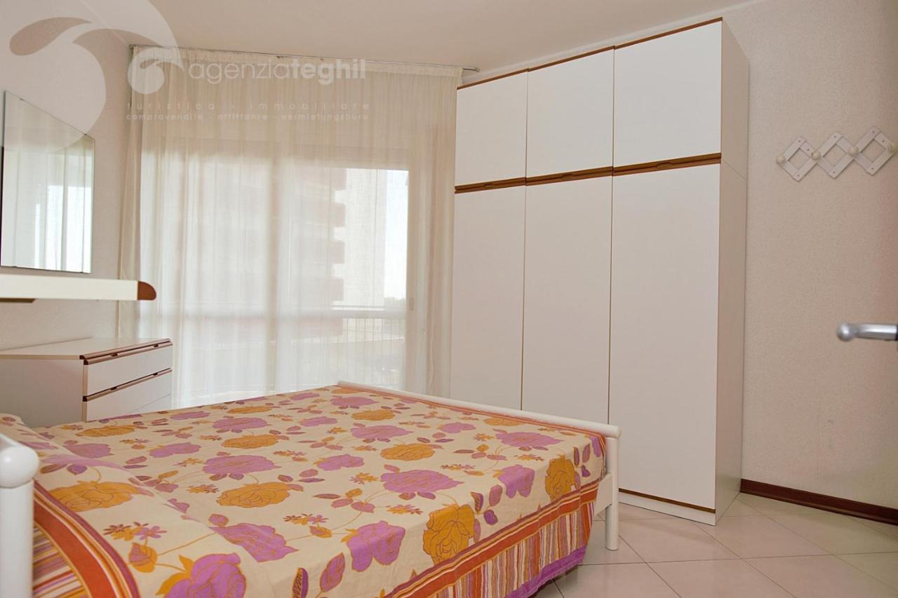 Condominio Cristallo Lignano Sabbiadoro Exterior photo